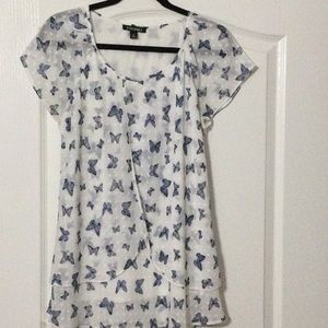 Women’s blouse